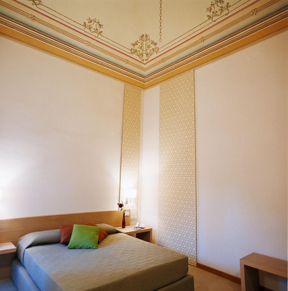 Vittorio Veneto Hotel 3*